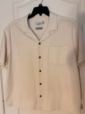 Goodfellow & Co Cream Short-Sleeve Button-Down Camp Shirt
